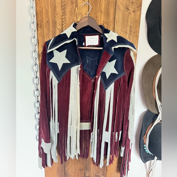 Understated Leather American Woman Fringe Jacket - Picture 8 of 13